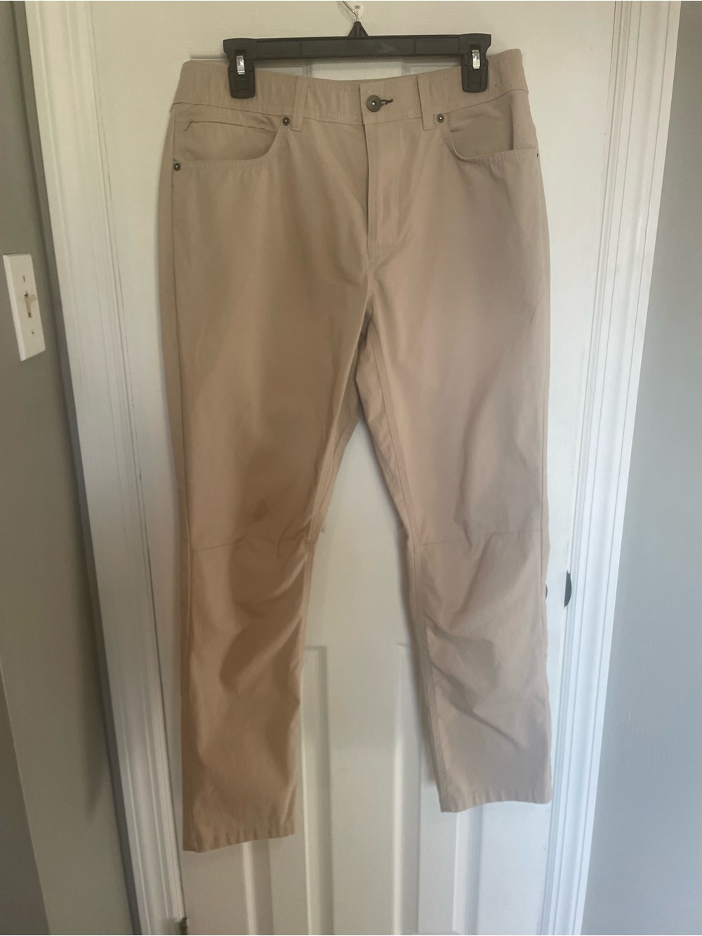 Columbia Women's Straight Leg Pants in Light Beige